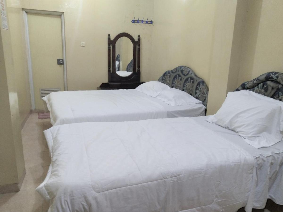 Hotel Pekalongan Syariah Mitra Reddoorz Ngoại thất bức ảnh